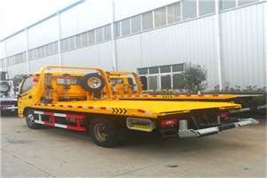 临汾路附近拖车救援搭电