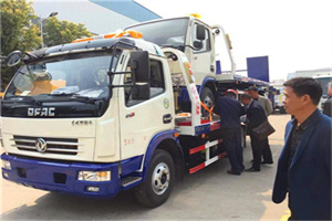 临汾路汽车道路救援拖车价格